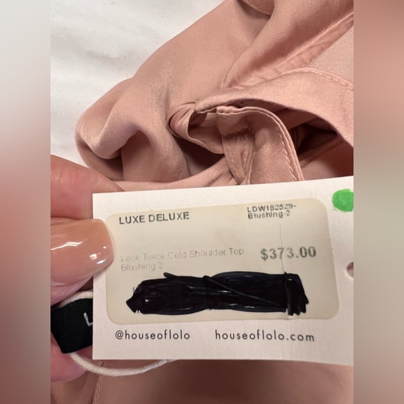 Luxe Deluxe NWT Look Twice Cold Shoulder Ruffle Top in Blush Size 2 - Picture 9 of 12